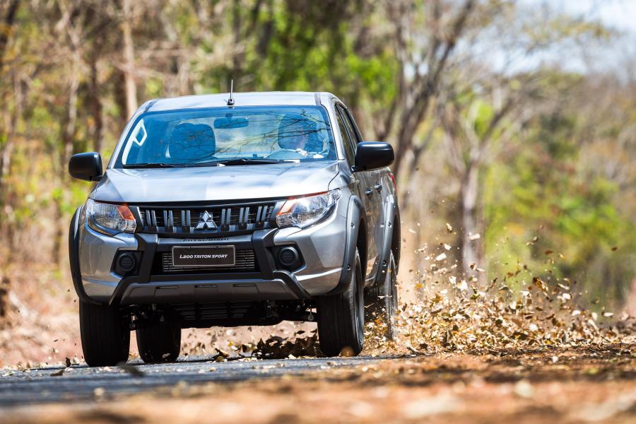  Mitsubishi L200 Triton Sport Outdoor 2019 года  (LA) (фото 16 из 28)